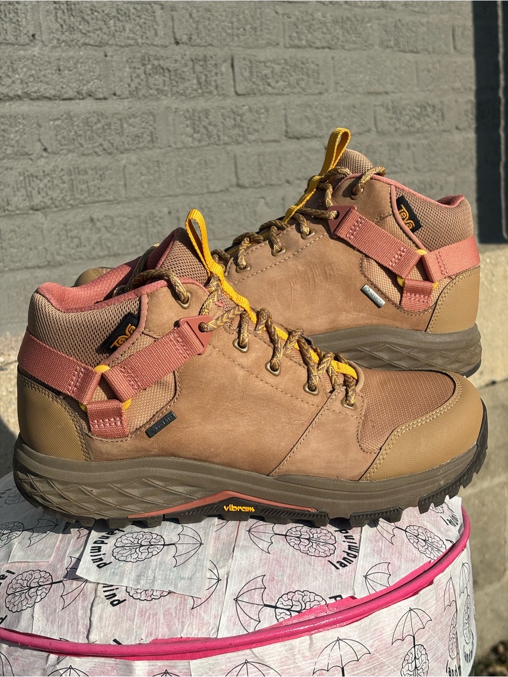 Teva Grandview GORE-TEX Waterproof Breathable Leather Hiking Boots. Wmn's 10
